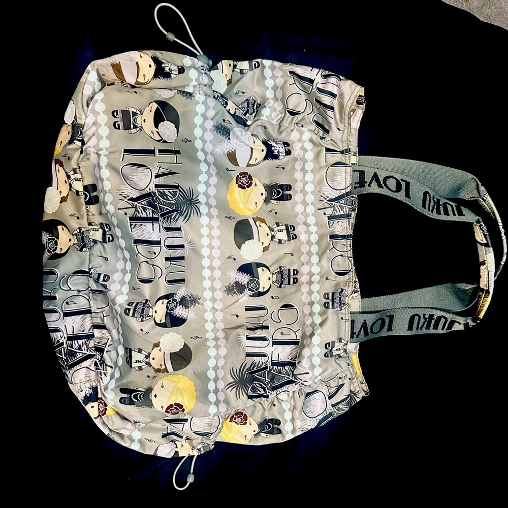 😍 HTF Harajuku Lovers Overnight Duffle Bag EUC